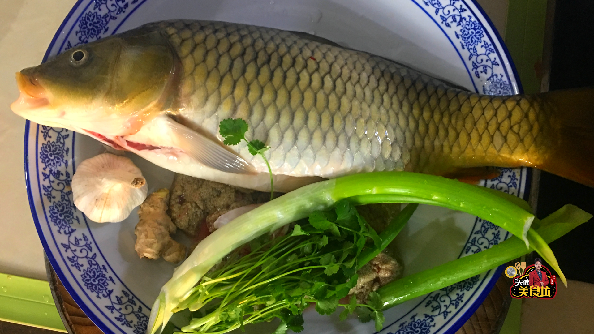 如何做鯉魚好吃又簡單『怎麼做鯉魚好吃又簡單視頻』