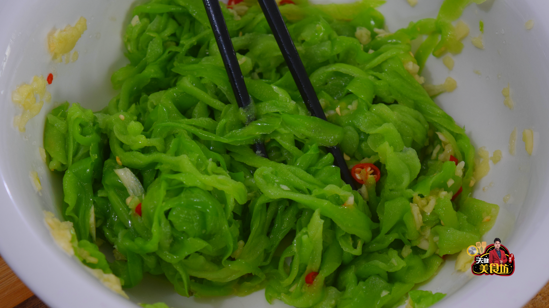 涼拌苦瓜的做法,涼拌苦瓜的做法大全