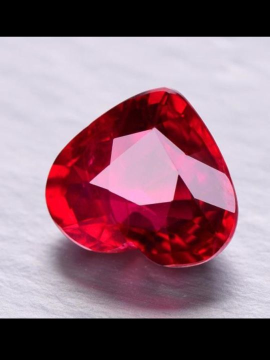 如何评价红蓝宝石的质量