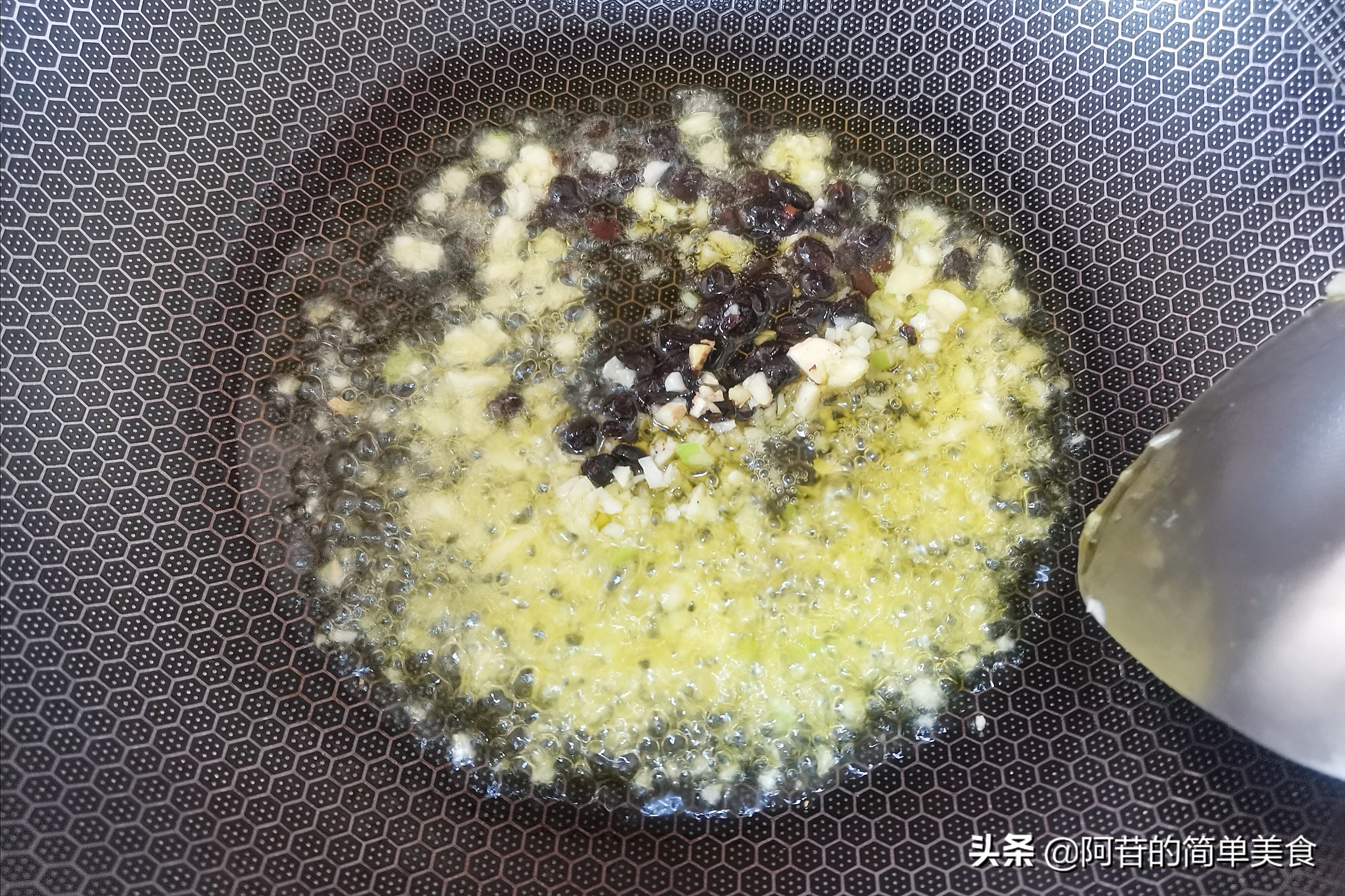 绿茄子怎么做好吃（分享吃起来很软嫩的绿茄子做法）
