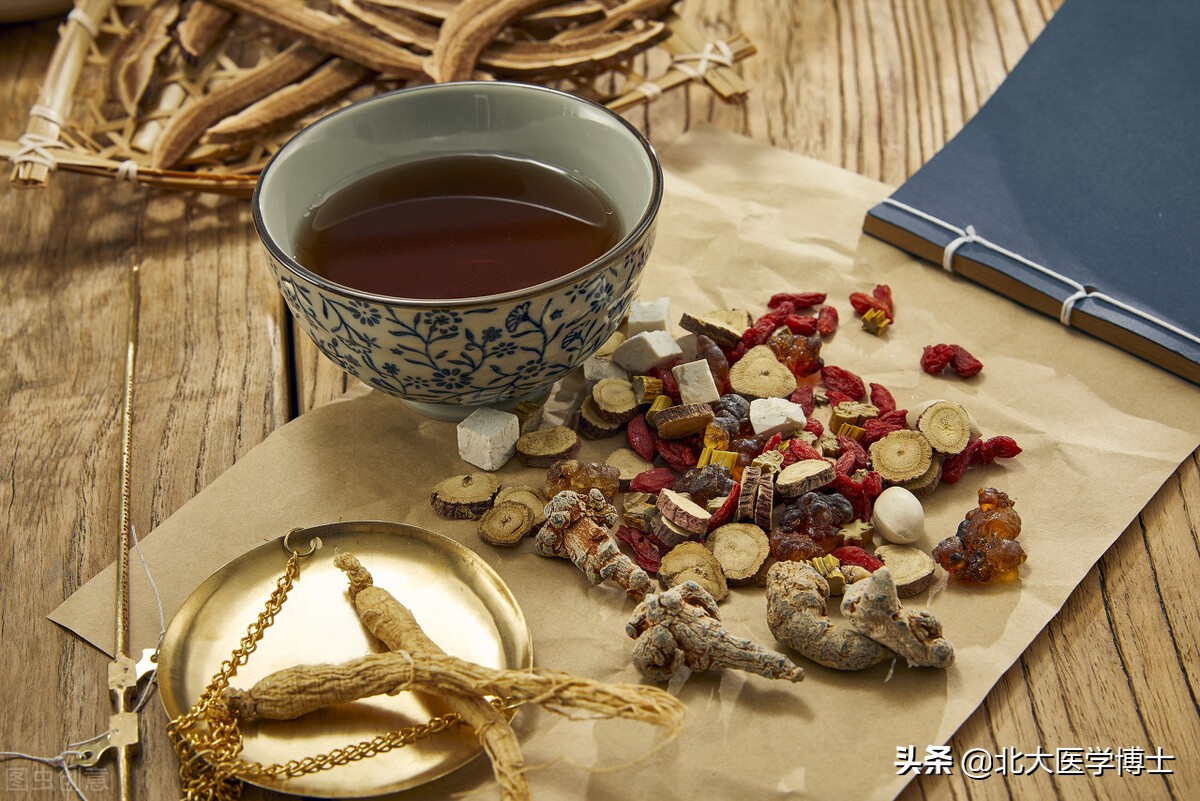 痛风治疗只能清热解毒祛湿吗？不！脾胃虚为本，可从健运脾胃论治