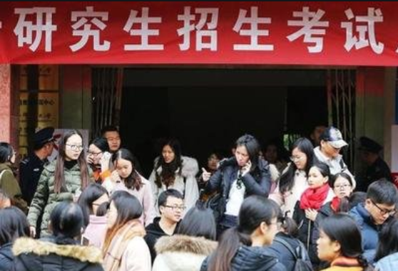 “考研”和“高考”两个升学考试，哪个上岸更难？过来人有话说