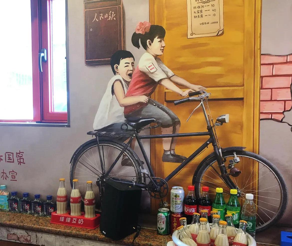 菜品汤底大不同！跟着我们挑选你秋天的第一碗麻辣烫吧