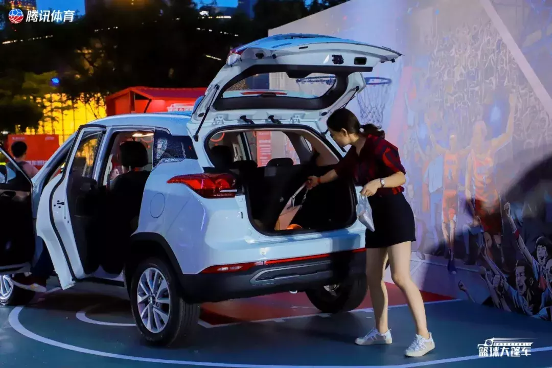 最强A0级SUV智达X3登陆羊城，4.99万起