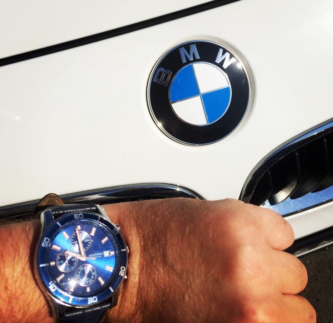 富二代渣男一般开什么豪车泡妹子，贫穷只能限制你的想象