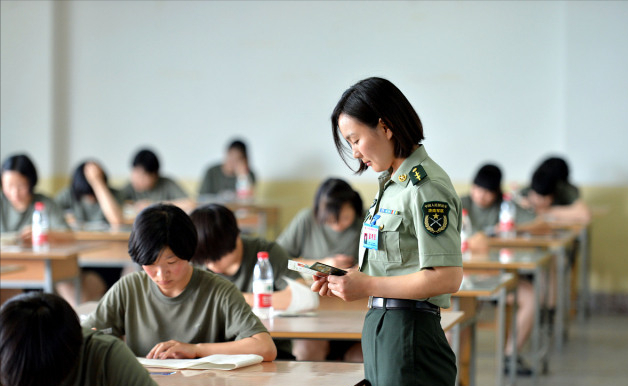 大学生当兵可以考军校吗？