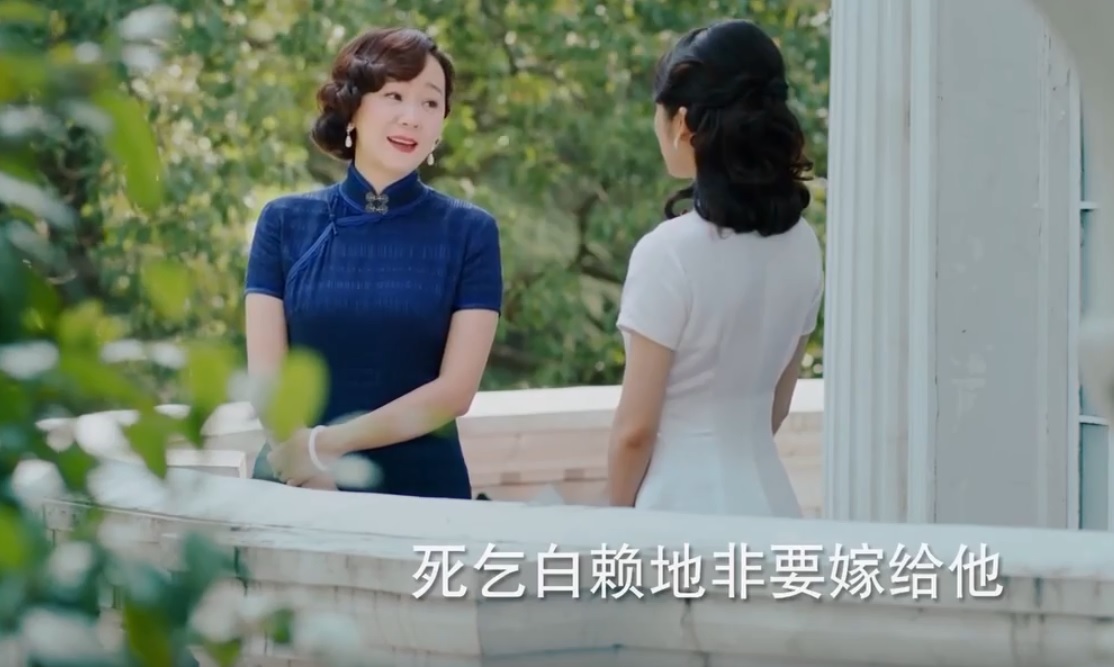 程亦治以死拒绝了黄如虹，以未葬母身上的疼痛给予了吴丽姿机会。
