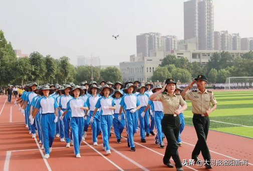 洛阳二外2019年新生国防教育暨入校课程闭营仪式圆满收官