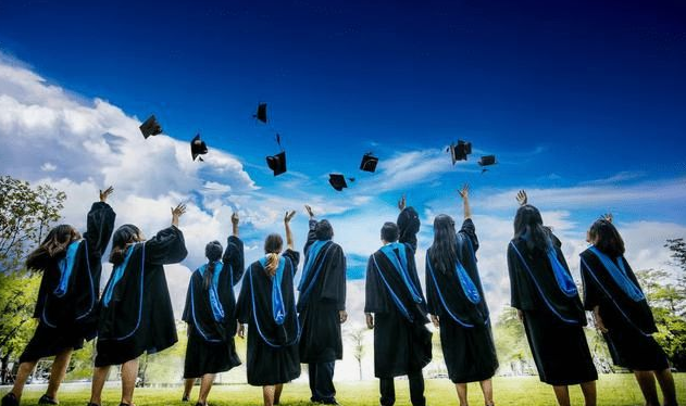 高考300多分，毕业还想进国企，这些专科学校千万不要错过