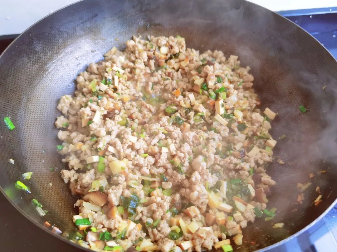 「食物恋」客家糍粑，蒸、煎都很赞，多加一种食材，软糯不粘牙