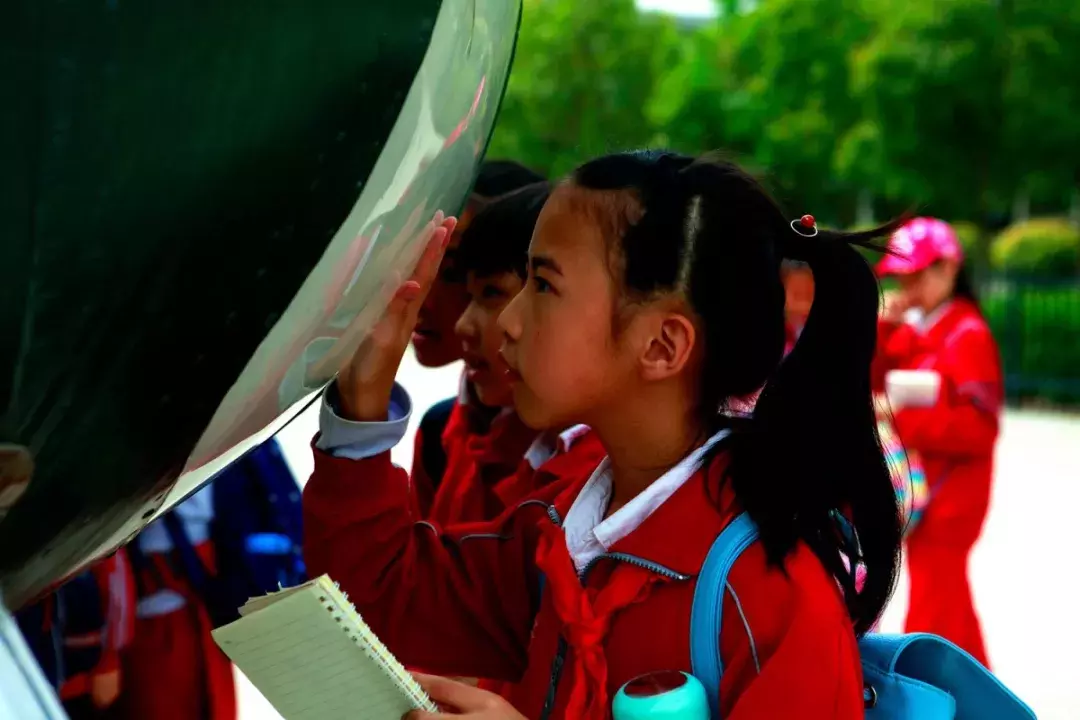 星辰大海，与你同往——西安高新国际学校给孩子一个“航天梦”，向着浩瀚星辰出发