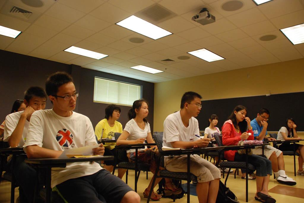 大学毕业后“档案”放在哪里？毕业生需引起注意，不然容易变黑户