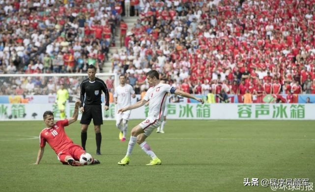 为什么世界杯这么多中国广告(欧洲杯赛场上为什么到处都是中文广告？)