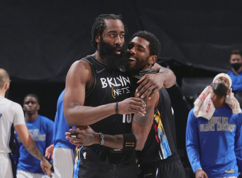 nba球员罗伯森为什么叫赵四(场均51.4分，联盟第一！联盟不待见他，连自家主教练都欺负他)