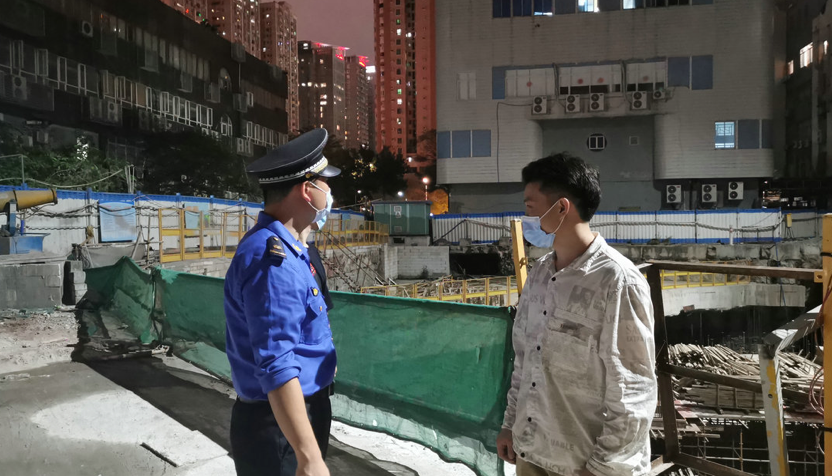 为高考护航，广州“城管蓝”暖心伴考在行动