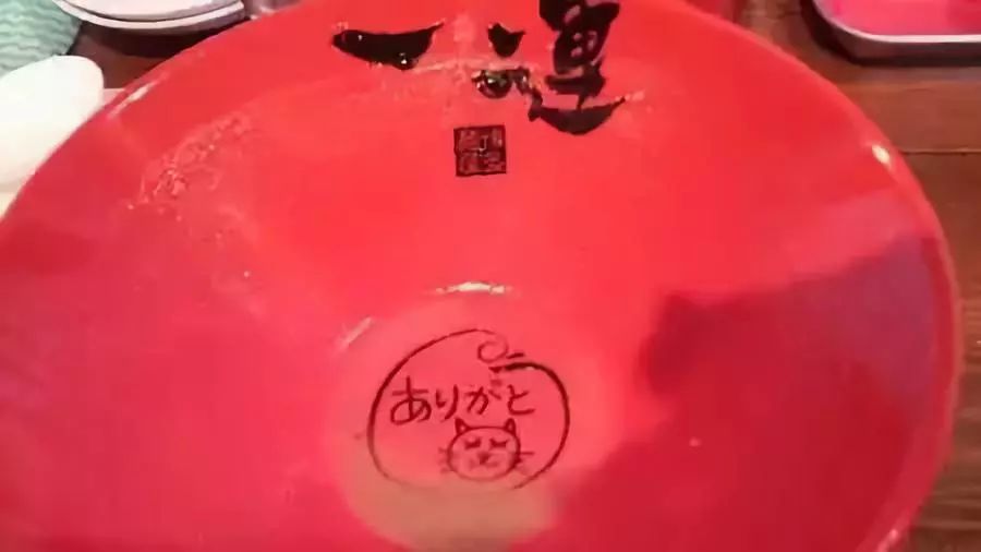 日本机场一个视频爆红！细致到“变态”的日本人，凭啥获13万点赞