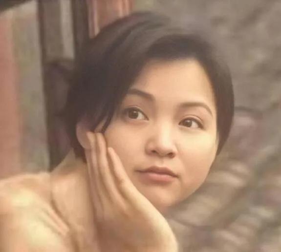 盘点央视7位美女主持人，有60后也有90后，谁才是你心中的女神？