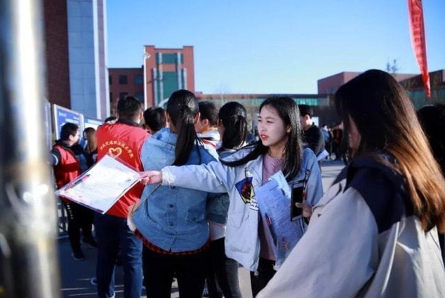 单招与高考都能进大专，那么两者有什么差别？学生别等报考才知道