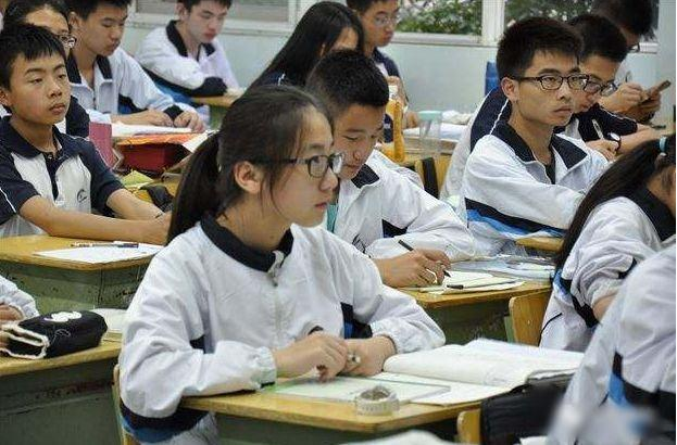 高考成绩600分以上是什么水平？“一般”的高中生，有机会达到吗