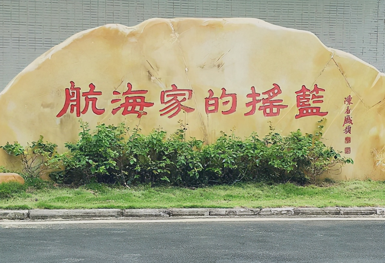 广东这3所二本大学录取分低，但就业超好，考公务员比例很高