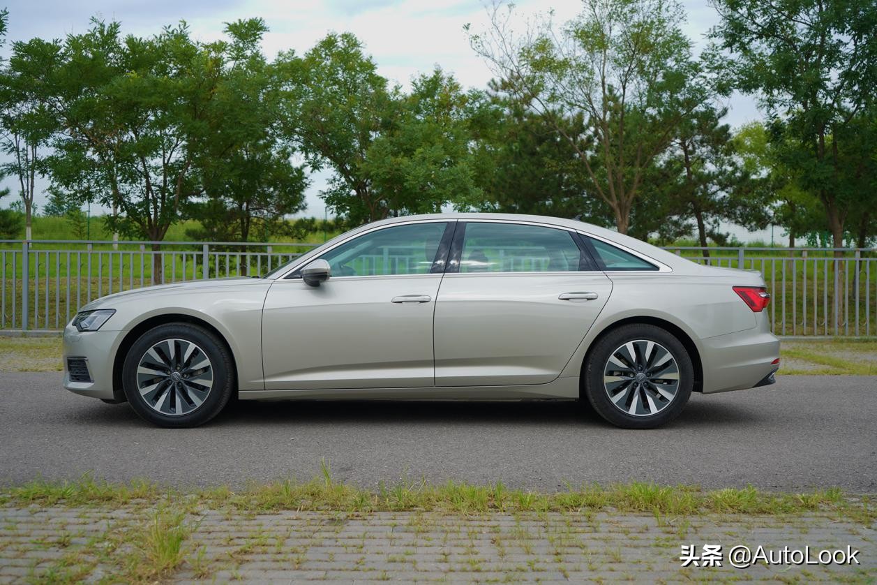 摆脱政客身份，打入家庭市场，全新一代奥迪A6L用车体验