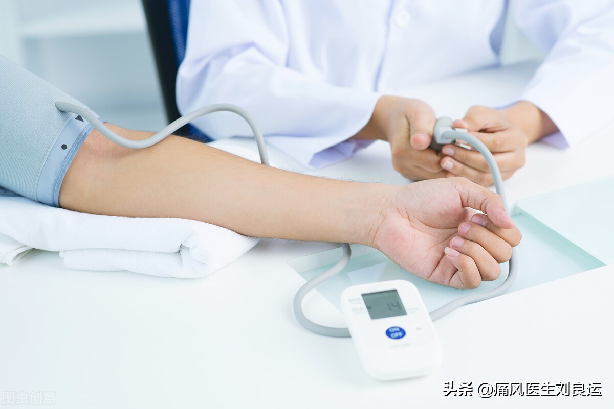痛风为什么反复发作？对照十种原因，避开四个误区，做好八件事情