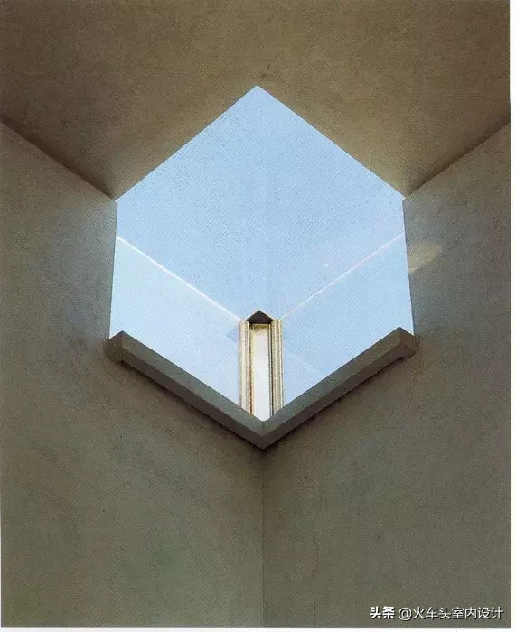 解构主义=凹造型？