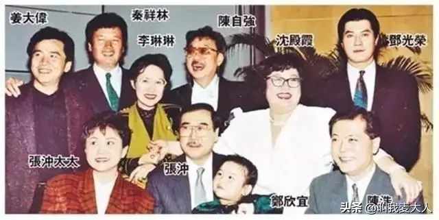 2008年，邓光荣当众羞辱郑少秋，向华强不敢惹他，3年后横死家中
