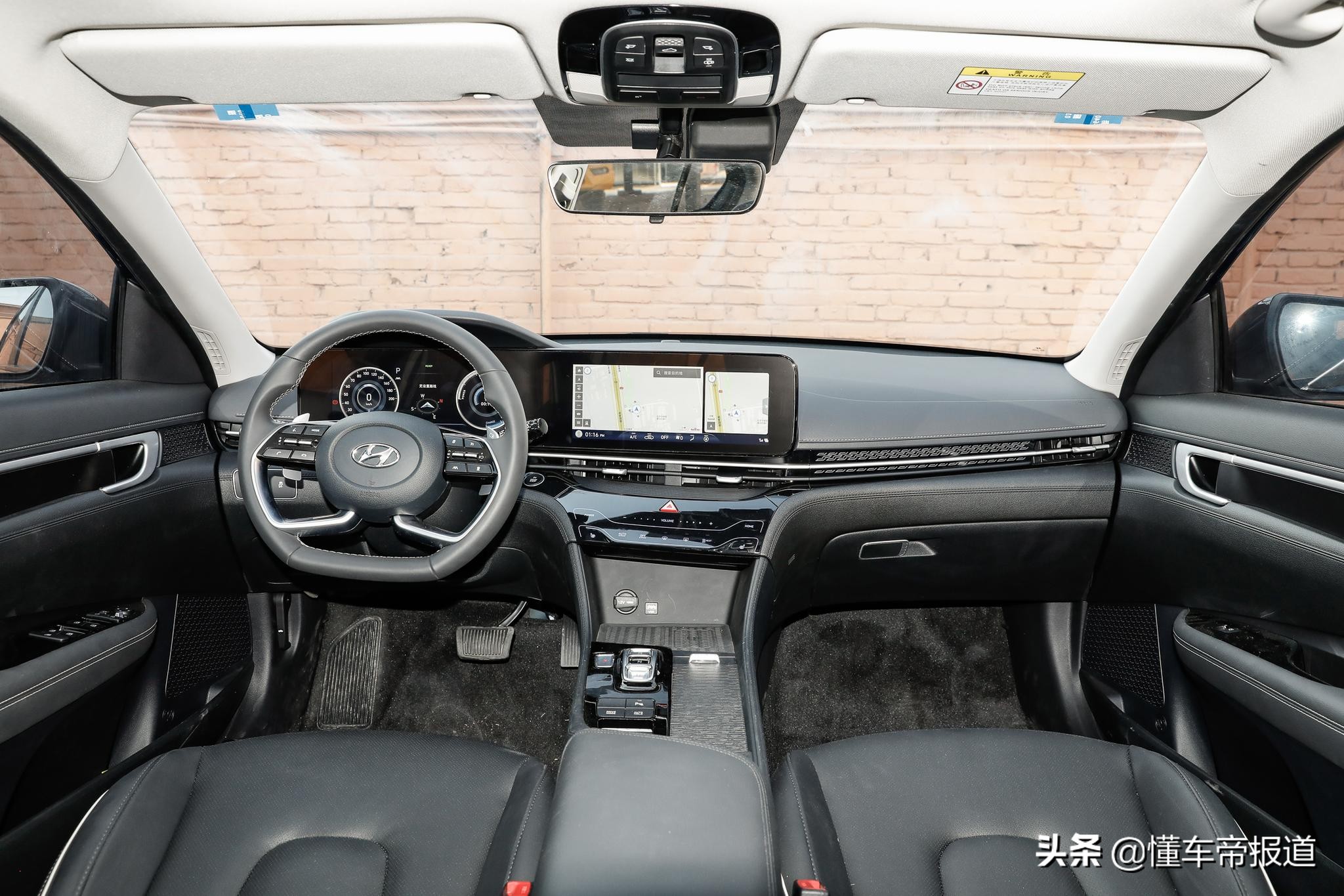 新车｜与MODEL 3同级，续航520公里，实拍现代名图EV