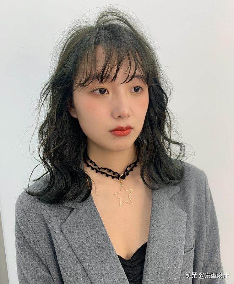 发廊最新流行中长发发型30款