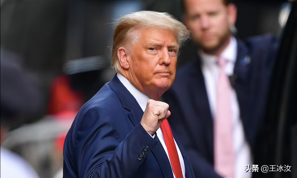 特朗普又来了！2022年竞选国会众院议长，然后弹劾拜登？