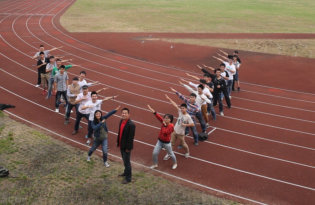 重庆专科批录取：本地高校投档最高超过本科39分，有高校征集千人