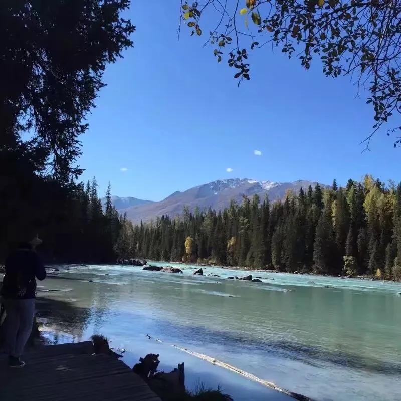 山一程，水一程，山山水水几万重