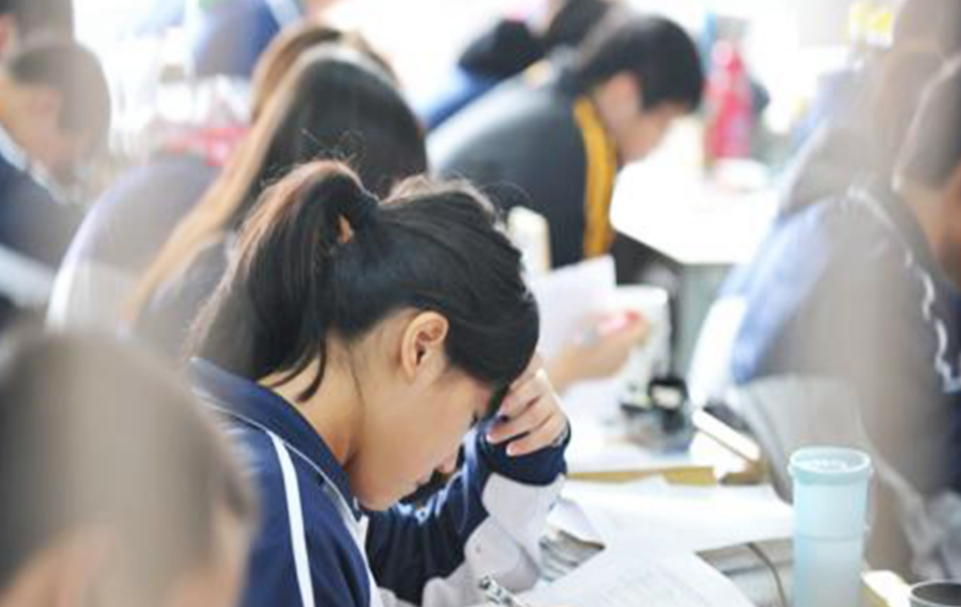 2021高考，学生想要冲刺一本大学，分数最低要求是多少？