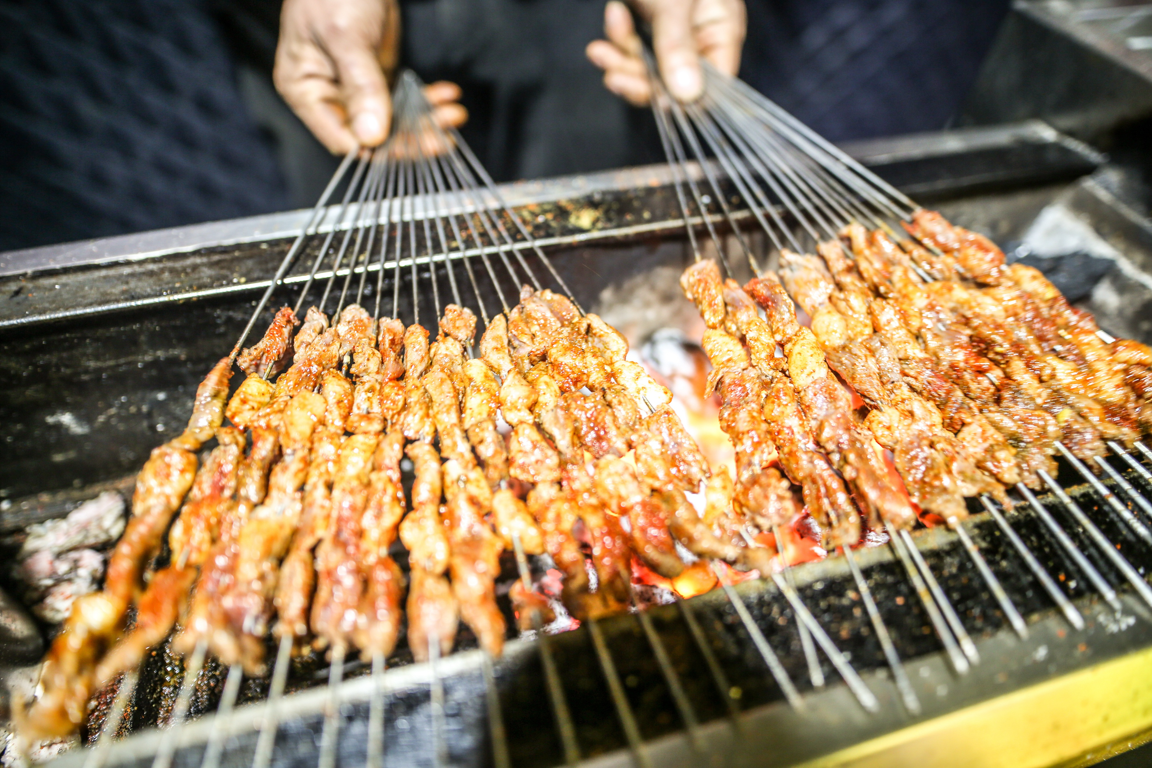 夜市美食篇（夜市有什么特色菜） 夜市美食篇（夜市有什么特色菜）《夜市特色菜都有啥》 美食资讯