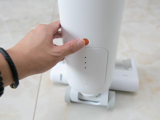 能吸水的吸尘器？不，是全能的洒哇地咔飞狗无线地面清洗机
