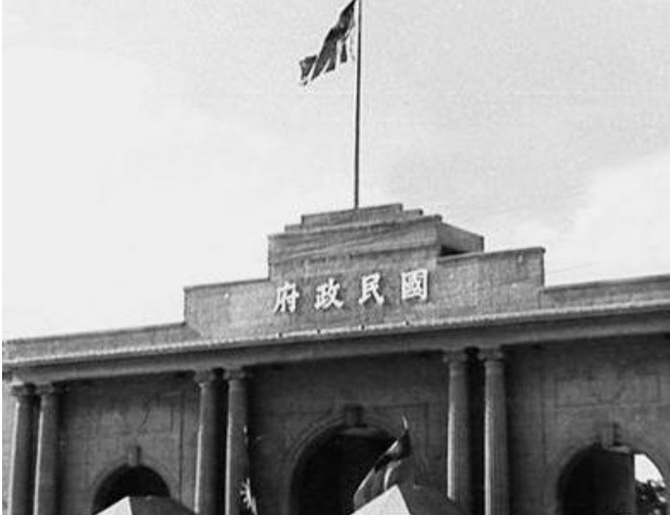 1936年，国军高官放走一“强奸犯”，为何老蒋得知后气得跳脚