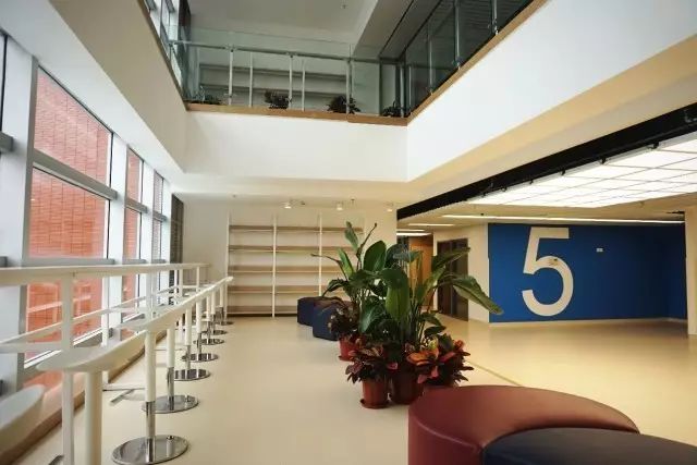 魔都上海这些年，适合翻拍流星花园的私立学校：颜值高，学生棒！