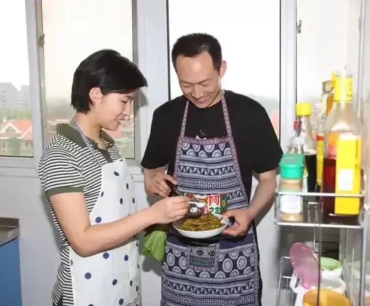 刘洋：我国第一个女航天员，至今9年“不露面”，她还好吗？