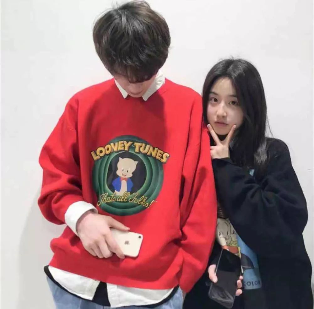 陈鹤一女朋友严屹南(陈鹤一和严屹南图片) - 直播好站