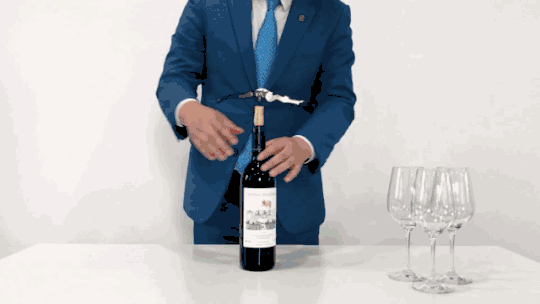 常见的几种红酒开瓶器用法