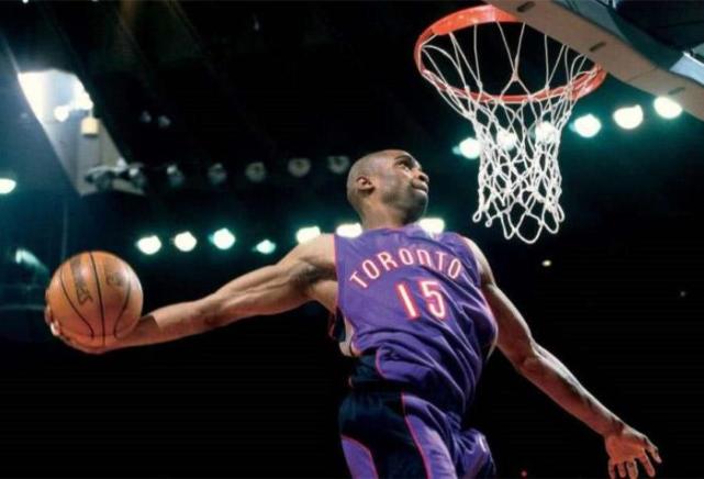 nba球星为什么喜欢扣篮(生涯扣篮2000次有多难？翻遍NBA74年历史，只有三位大神做到)