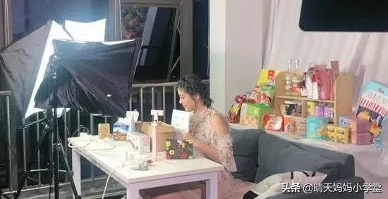 网红收入过亿，北大学霸卖猪肉，读书真的不值钱吗？