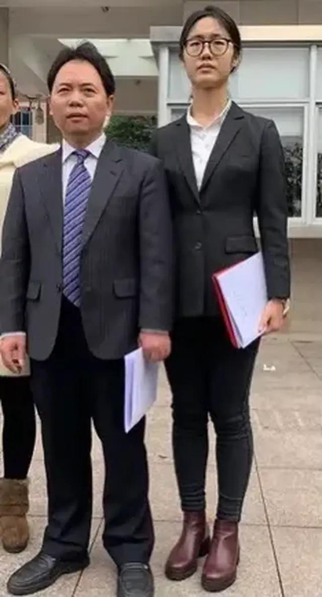 恭喜肖律师，终于变身知名大律师