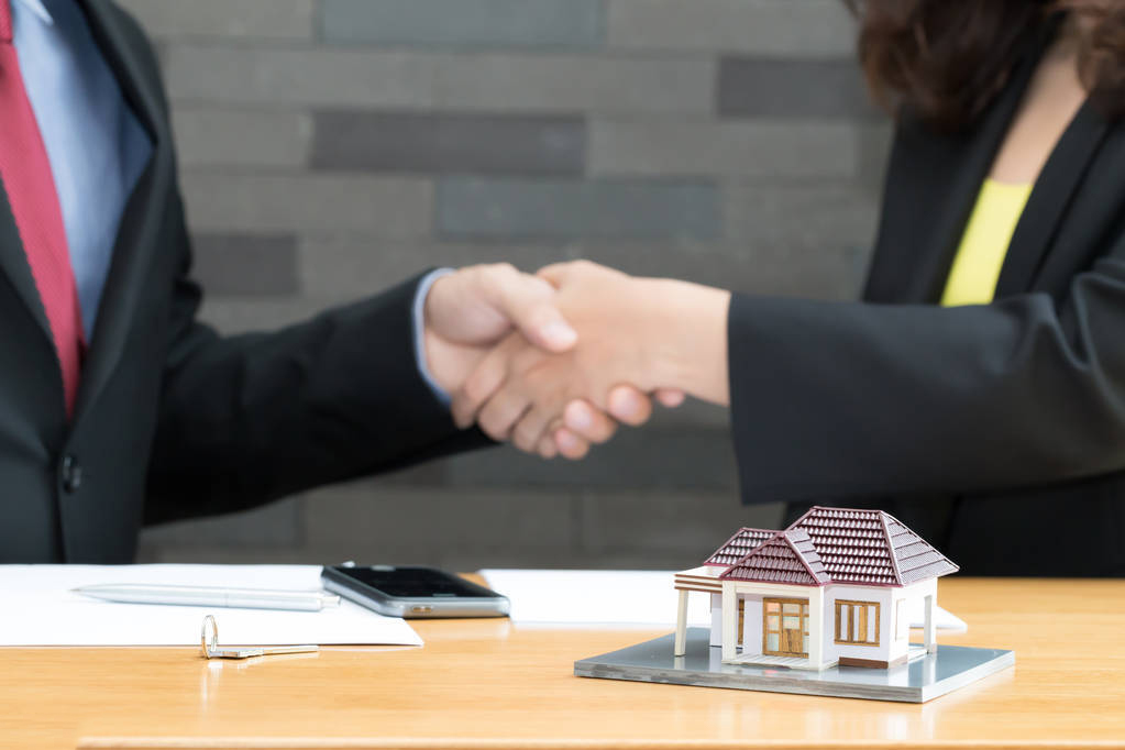 你一定要知道，签购房合同一定要看这几个条款！否则麻烦一定不少