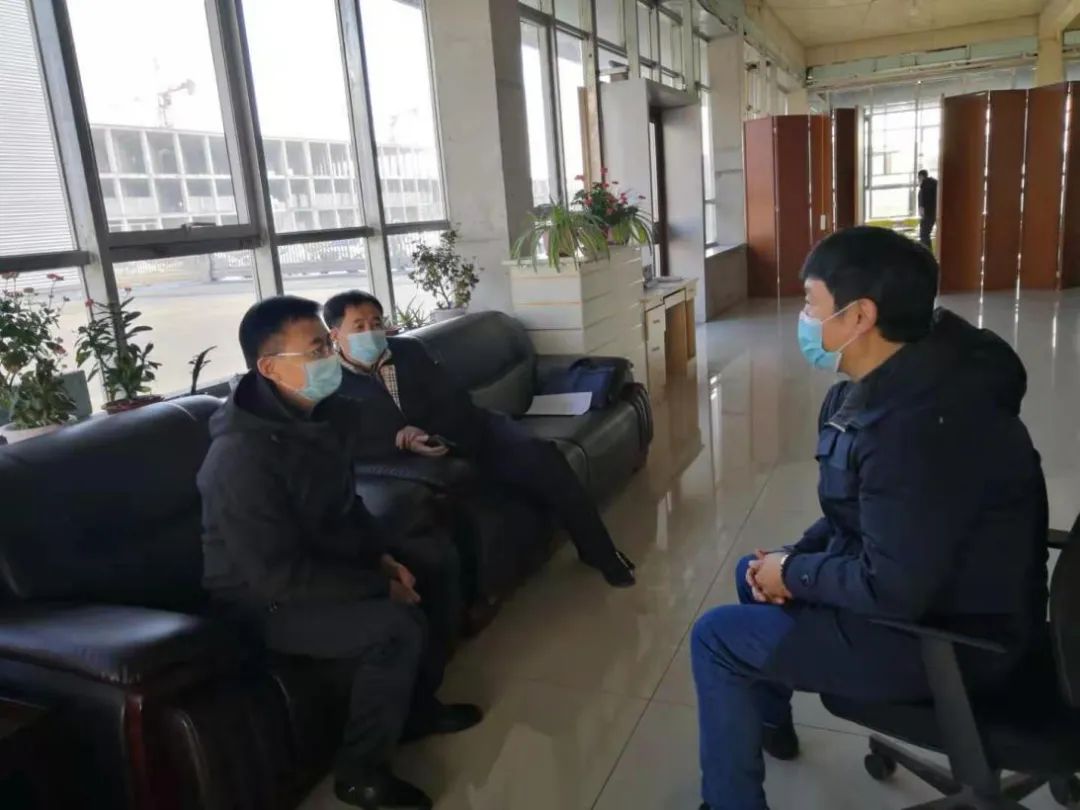 沈阳辽中区工信局局长一行到重点工业企业进行走访调研