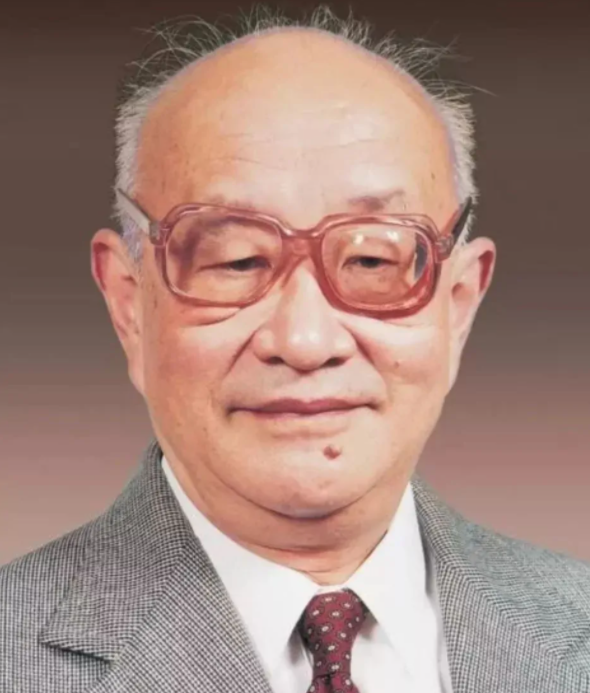 77年邓小平原计划准备一年再恢复高考，因何改变主意：不能再等了