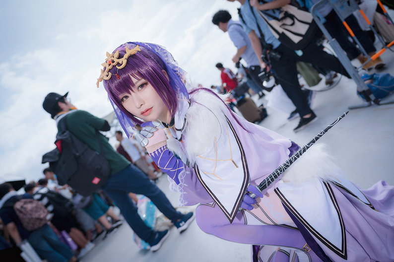 当然了他还明确表明:如果cosplay是以非营利性为目的,则不触犯著作权