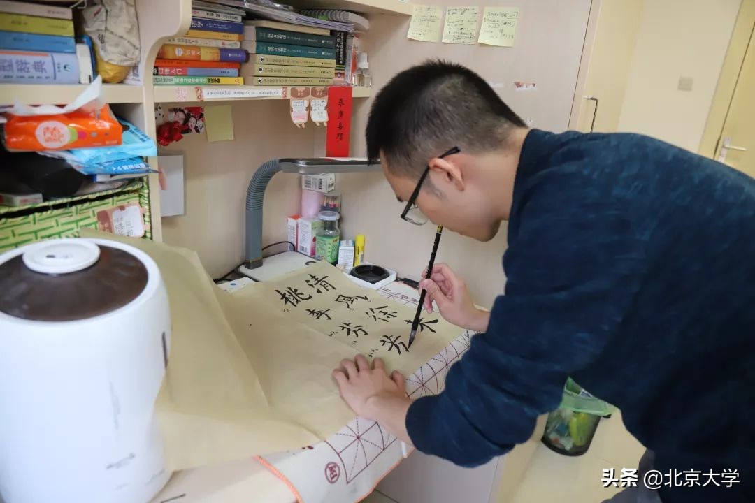 北大学霸宿舍来袭！看看上大学该有的样子