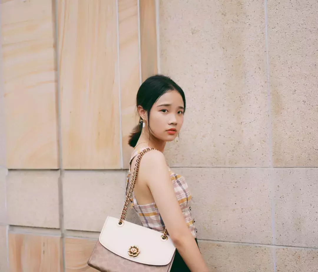 这五个颜值与质感均在线的包包品牌,你至少要拥有一款